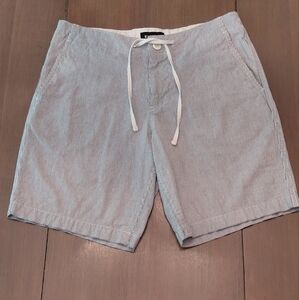 Express Drawstring At The Knee Blue White Stripe Preppy Vacation Short. Size 28.